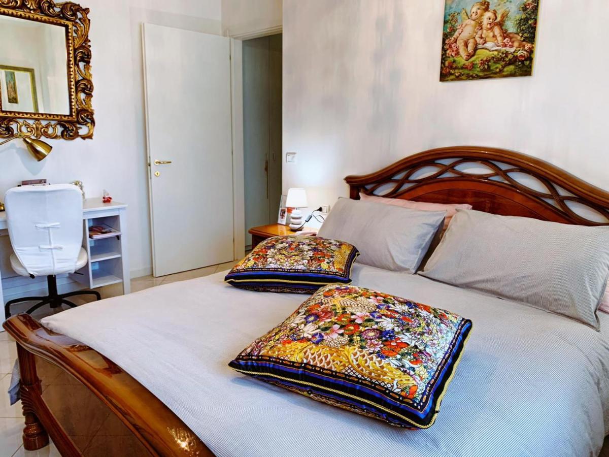 Casa Di Alice Apartment Parma Bagian luar foto