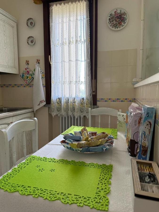 Casa Di Alice Apartment Parma Bagian luar foto